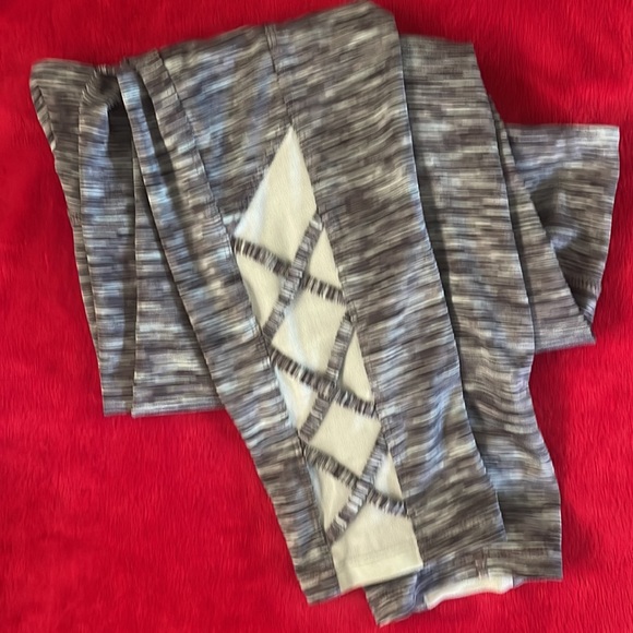 3 pair of leggings all size small - Picture 4 of 9